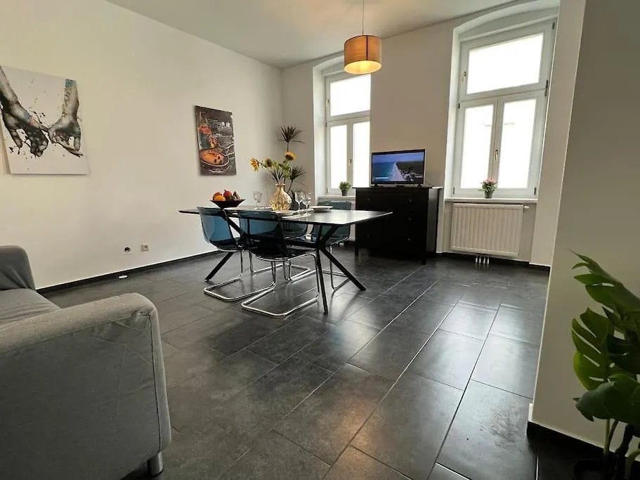 Apartment Gesamte Unterkunft Fuer 4 Top 18 Wien