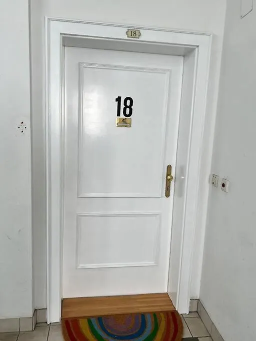 Gesamte Unterkunft Fuer 4 Top 18 Wien Apartment